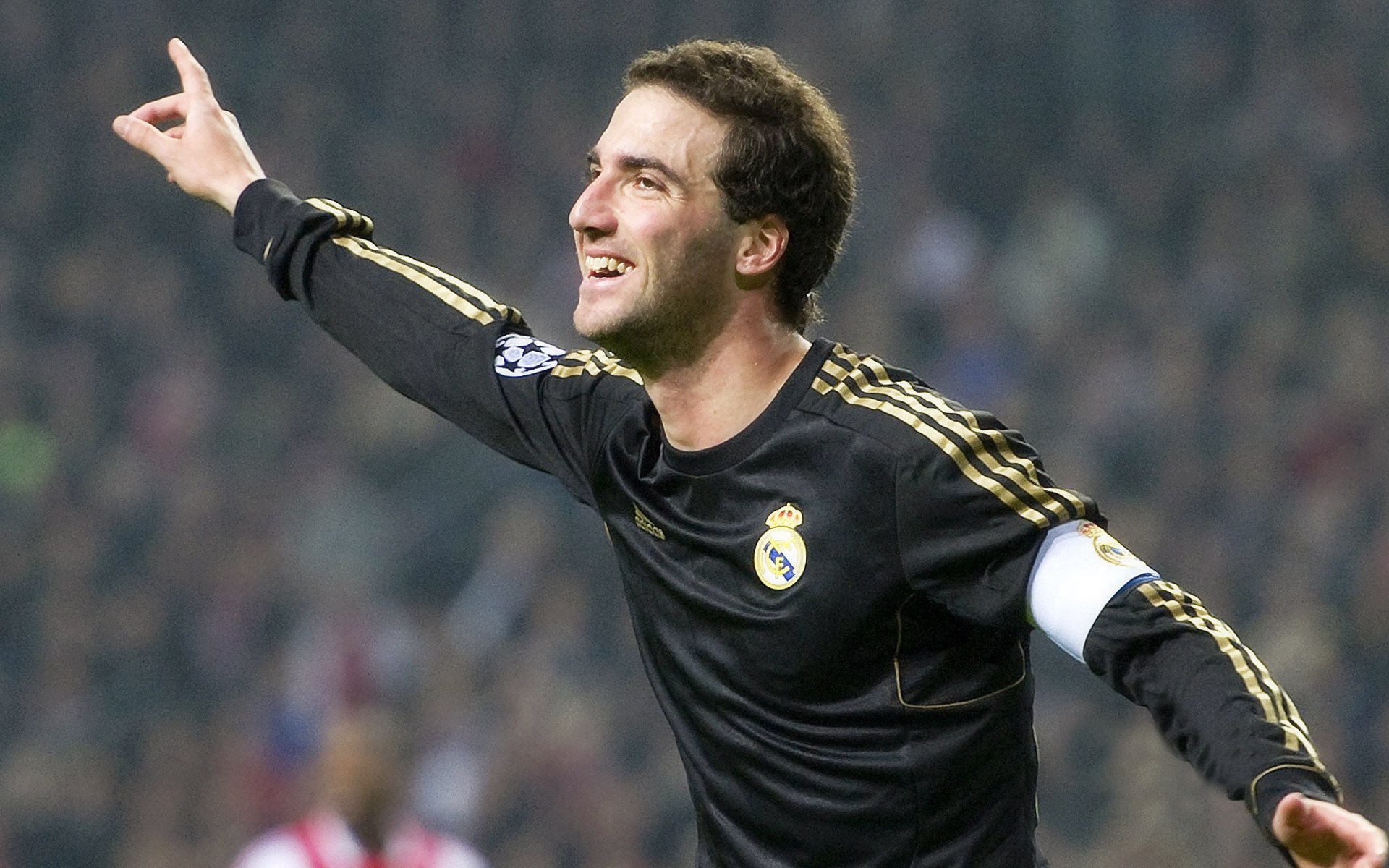 雷霆血拼骑士，哈利伯顿在NBA总决赛接管比赛