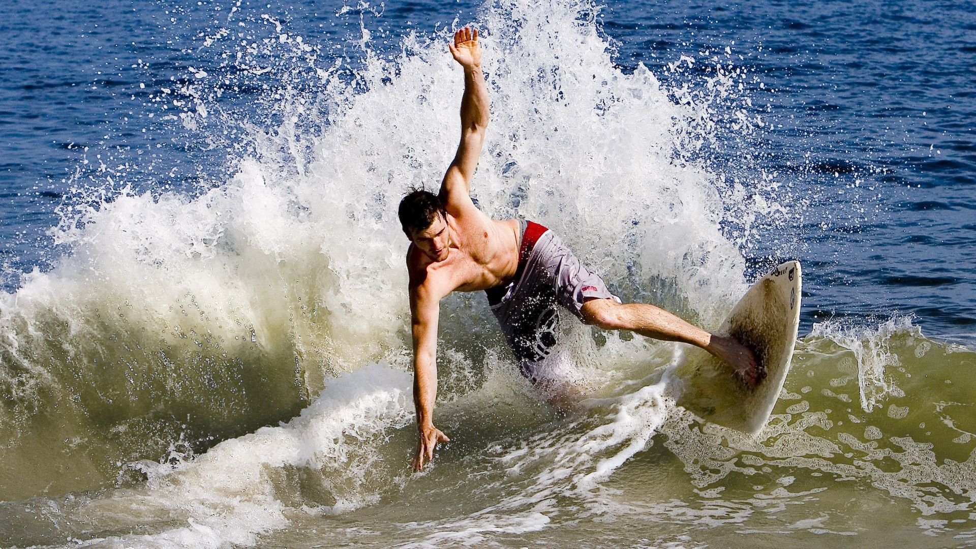 开云体育官方网站-年度焦点之战，热火强行终结爵士，铁血意志铸就经典