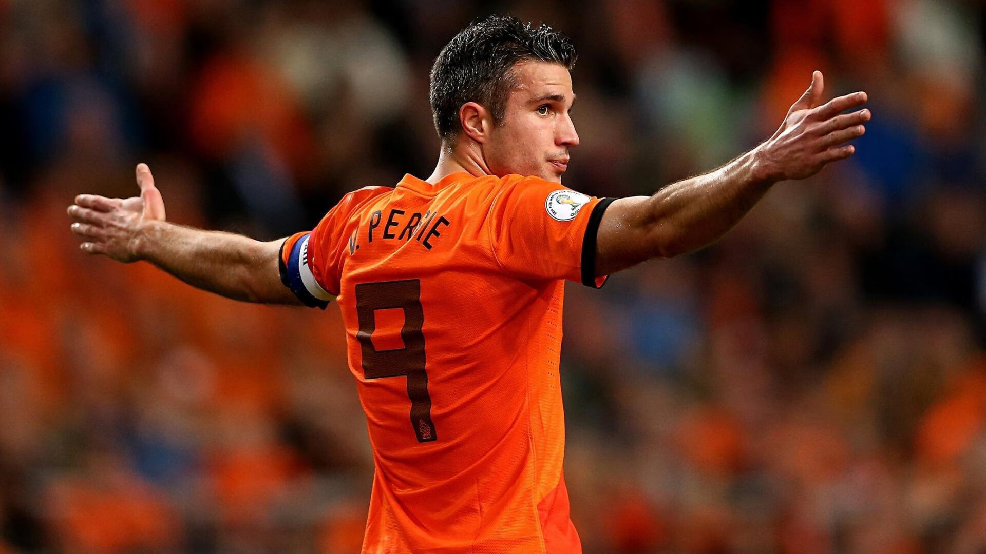 德甲争冠战焦点战,马赛争冠战胜出秘鲁的战术启示